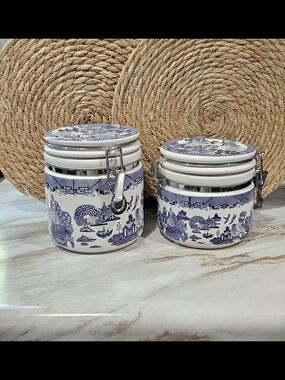 Blue Willow Ceramic Airtight Kitchen Canister - Set of 2